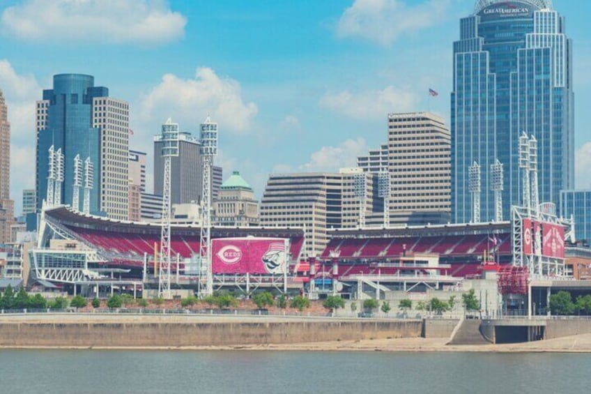 Cincinnati Reds Baseball Game at Great American Ballpark