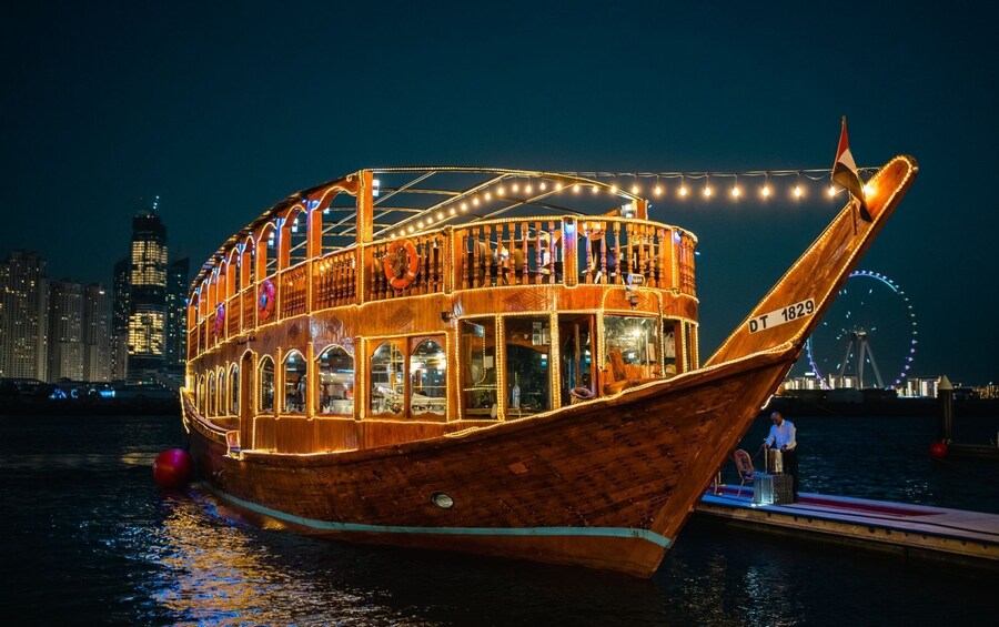 New Dubai Dinner Cruise - See the Famous location of Al-Seef