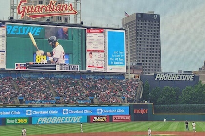 Partido de béisbol de los Cleveland Guardians en el Progressive Field