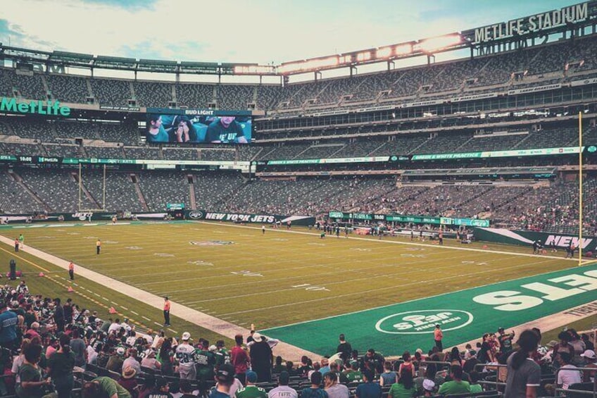 New York Jets Football Game at Metlife Stadium