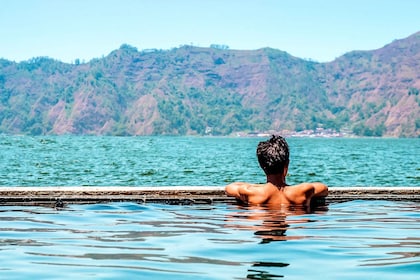 Bali Pendakian Gunung Batur untuk Melihat Matahari Terbit dan Pemandian Air...