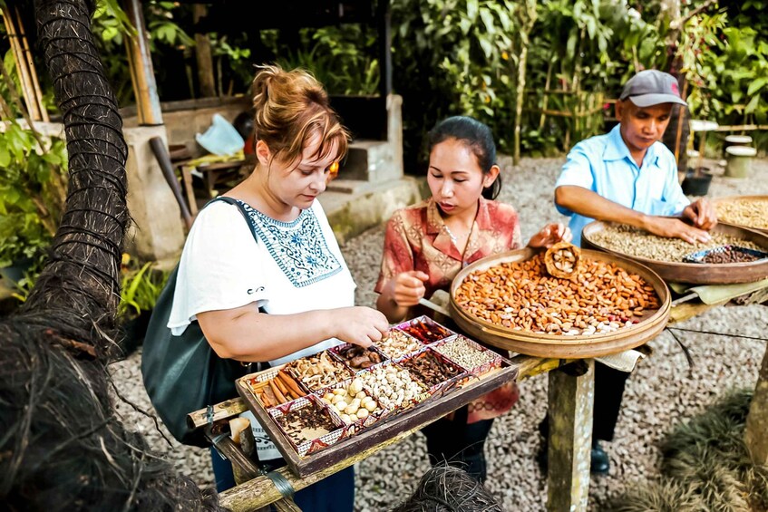 Picture 4 for Activity Bali: Mount Batur Sunrise Hike and Natural Hot Spring
