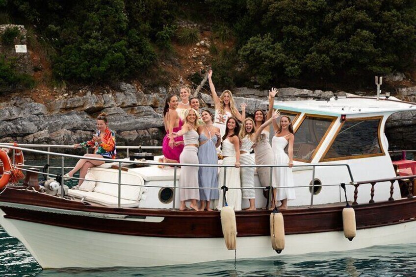 Tour of Apericena at Sunset and Dinner on Boat