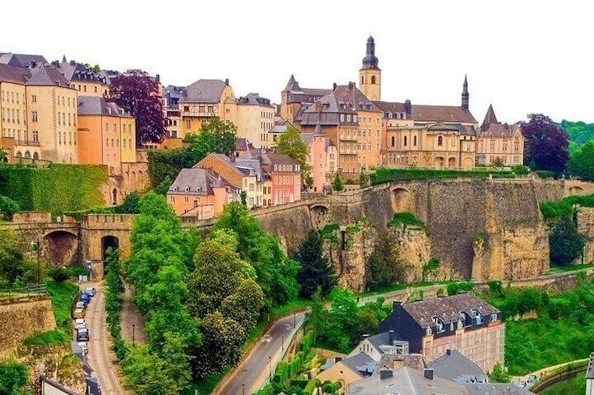 2 Hour Shared Authentic Walking Tour of Luxembourg