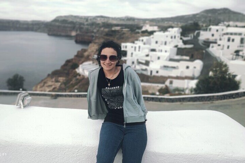 Santorini Semi-Private Small Group Sightseeing Tour