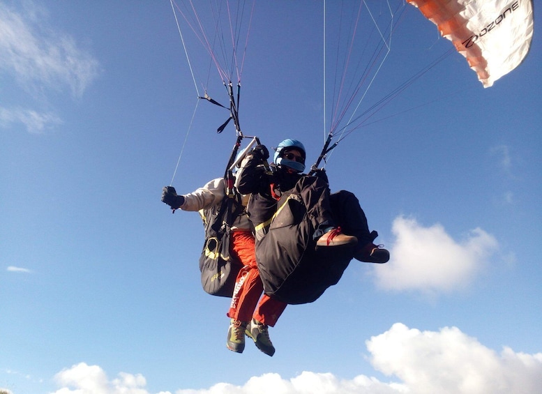 Picture 1 for Activity Banos: Scenic Ecuador Paragliding Experience