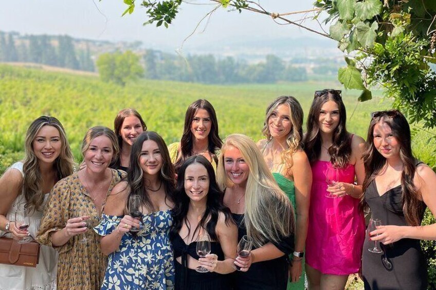 Kelowna Zipline and Wine Tour