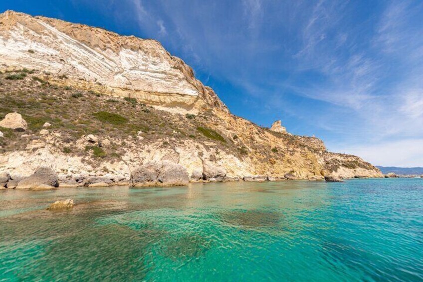 Tour of Cagliari by boat, snorkeling and aperitif on board!