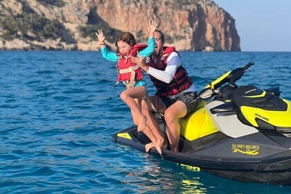 1 Hora Excursión Moto de Agua a Cap Vermell desde Mallorca