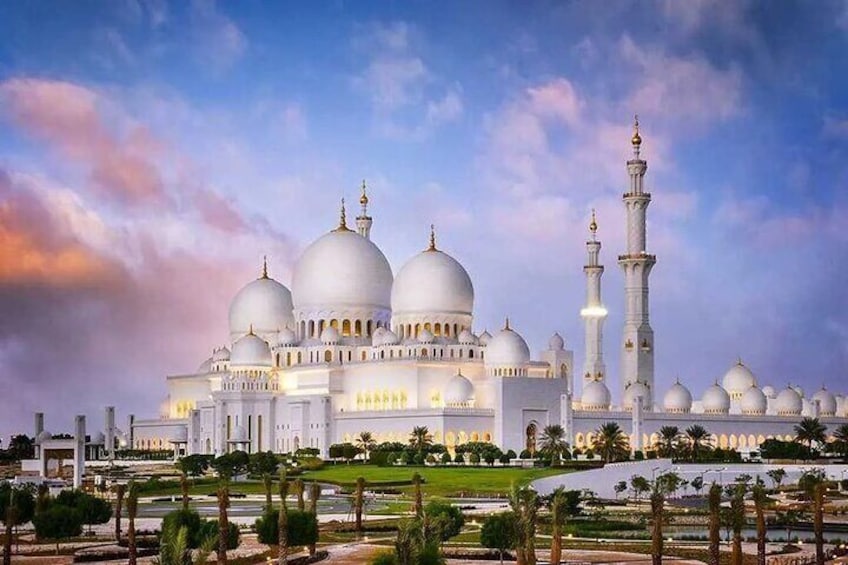 Private Full Day Abu Dhabi Sightseeing Tour from Dubai