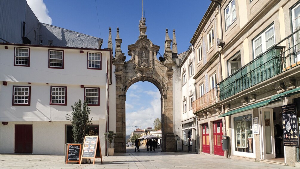 Small-group Braga & Guimaraes Tour with Lunch and Entries Included