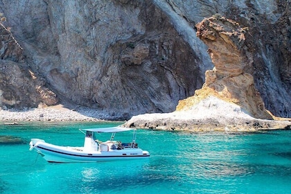 Ponza Private One Day Tour by Boat with Lunch and Aperitif