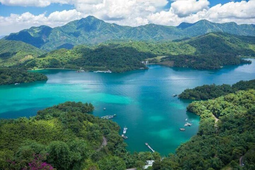 Sun Moon Lake and Qingjing Shared Day Tour Taiwan