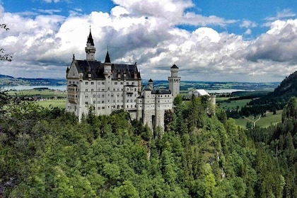 Neuschwanstein Castle and Highline 179 Private Tour from Munich