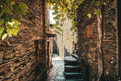 Private Van Tour to Schist Villages of Lousã