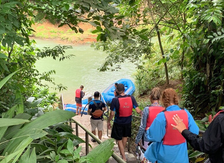 Picture 16 for Activity La Fortuna: Wildlife Safari Float with Lunch