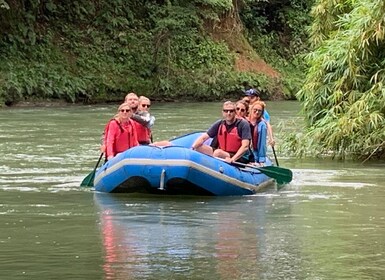 La Fortuna Safari Margasatwa Melayang dengan Makan Siang