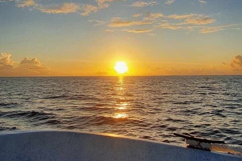 Guided sunset cruise on Raiatea Lagoon