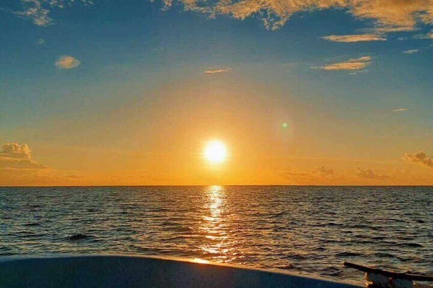 Guided sunset cruise on Raiatea Lagoon