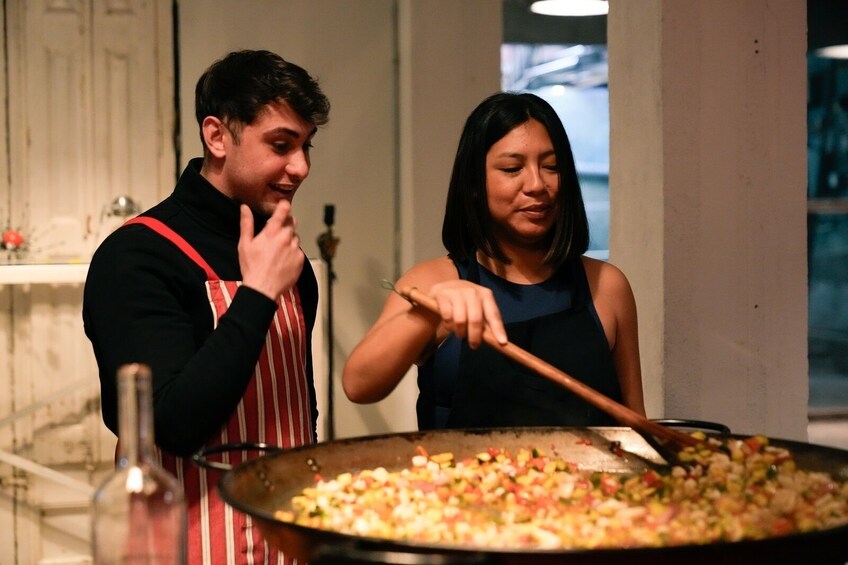 Paella Cooking Experience & Wine in Barcelona