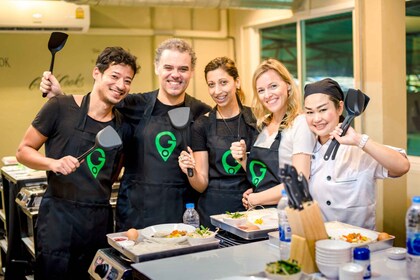 Bangkok : Cours de cuisine thaïlandaise d'une demi-journée dans le district...