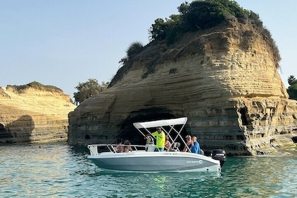 Private Boat Trip with Skipper in Corfu