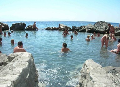 Hin- und Rückfahrt mit dem Minivan zum Therma Natural Spa Beach