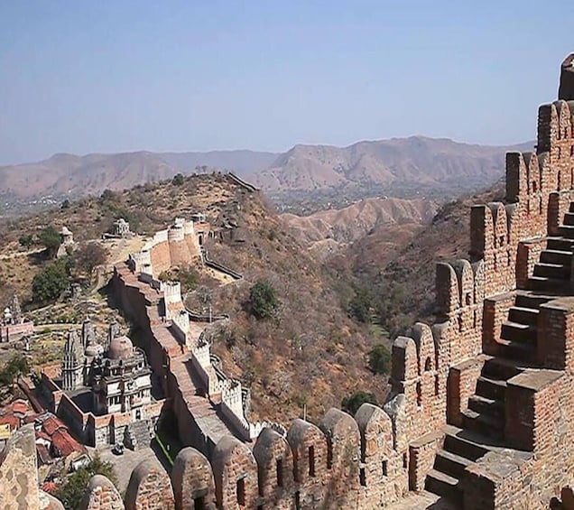 Picture 2 for Activity Kumbhalgarh Fort: Full-Day Private Tour with Lunch
