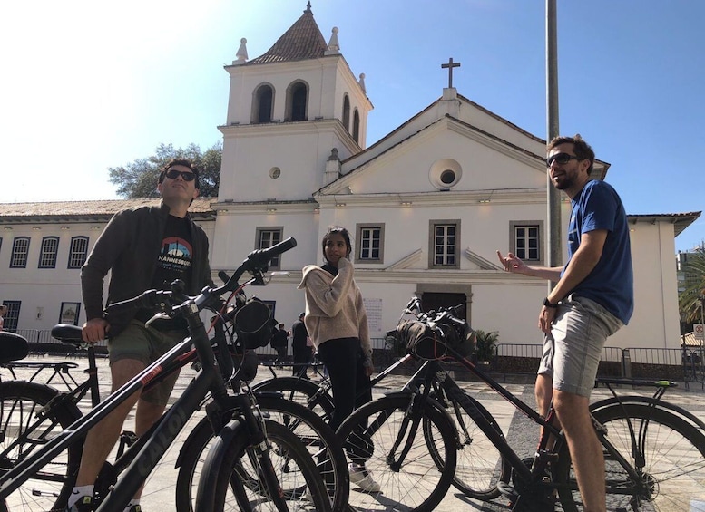 Picture 8 for Activity São Paulo: Downtown Historical Bike Tour