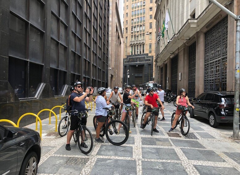 Picture 30 for Activity São Paulo: Downtown Historical Bike Tour