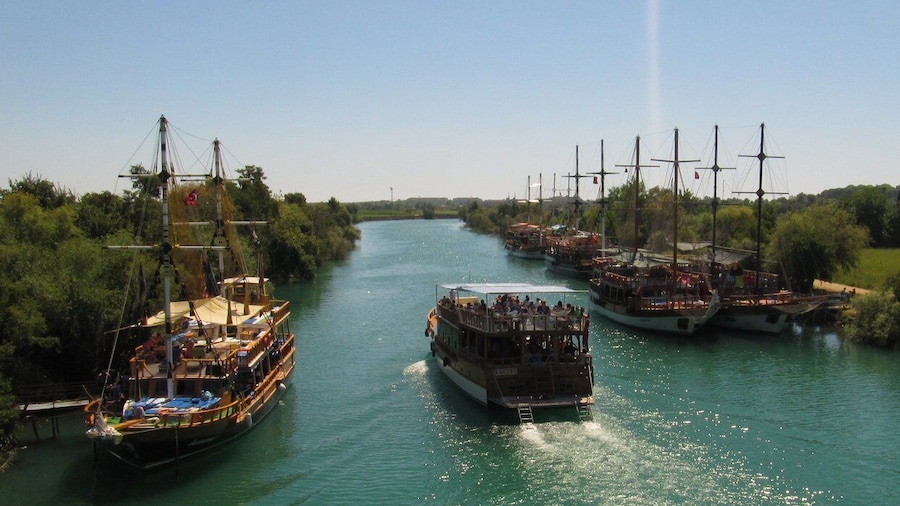Manavgat Cruise & Grand Bazaar w/Lunch and Unlimited Drinks
