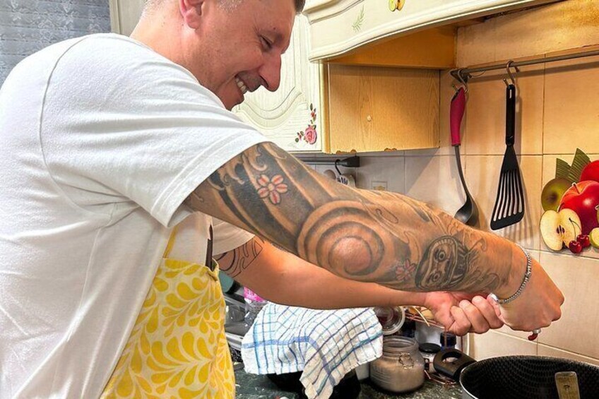Cook Experience making pasta and ragu with locals