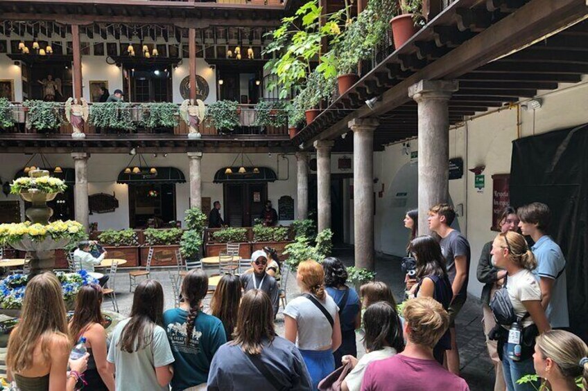 Quito Unwrapped: A Cultural and Culinary Exploration Walking Tour