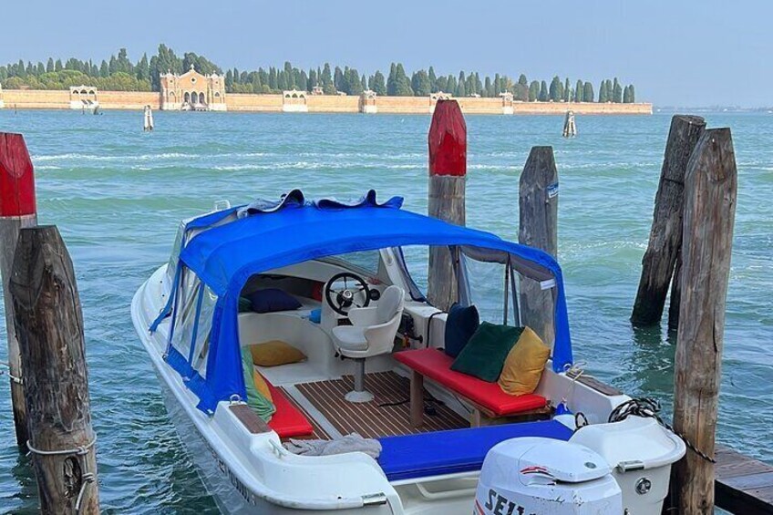 Private Boat Tour Murano Burano Torcello with real local guide