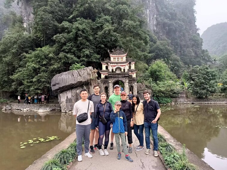 Vietnam : Join In Group Bai Dinh Temple Trang An Eco Hang Mua Hiking Day To