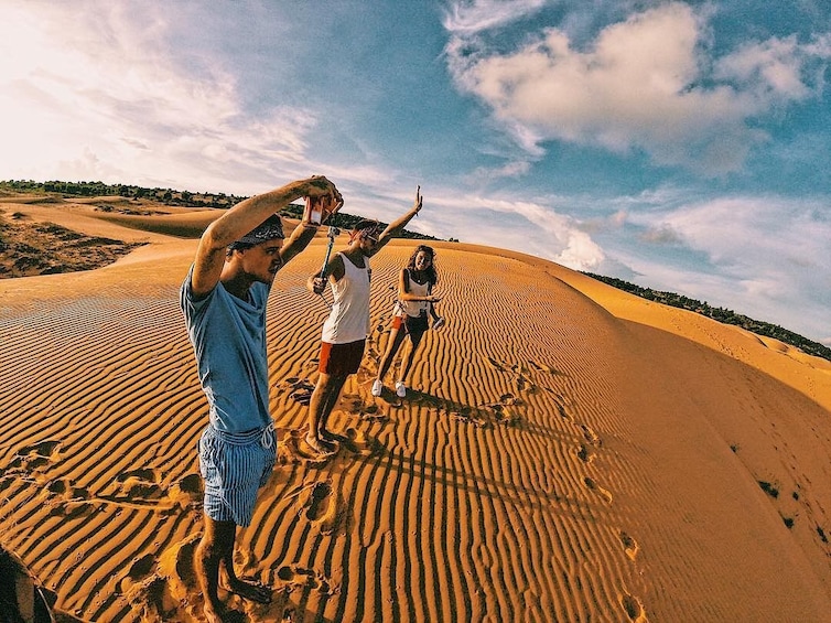 Vietnam : Nha Trang - Mui Ne Sand Dune Day Trip