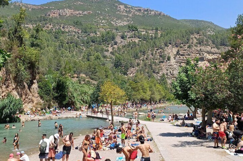 A day tour in Montanejos hot springs.