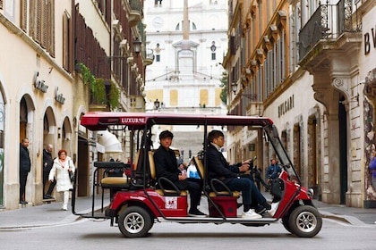 Tour of Rome in Golf Cart: Rome's Squares and Fountains - Private