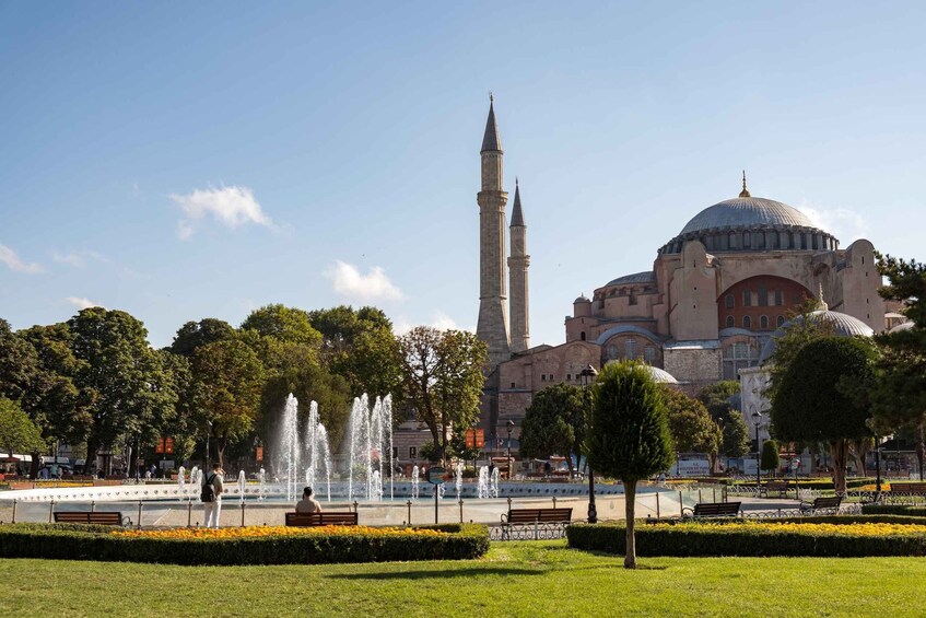 Picture 3 for Activity Istanbul: Blue Mosque & Hagia Sophia Guided Tour w/ Tickets