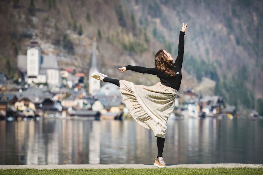 Picture 8 for Activity Hallstatt: 2-Hour Guided Walking Tour with Photographer