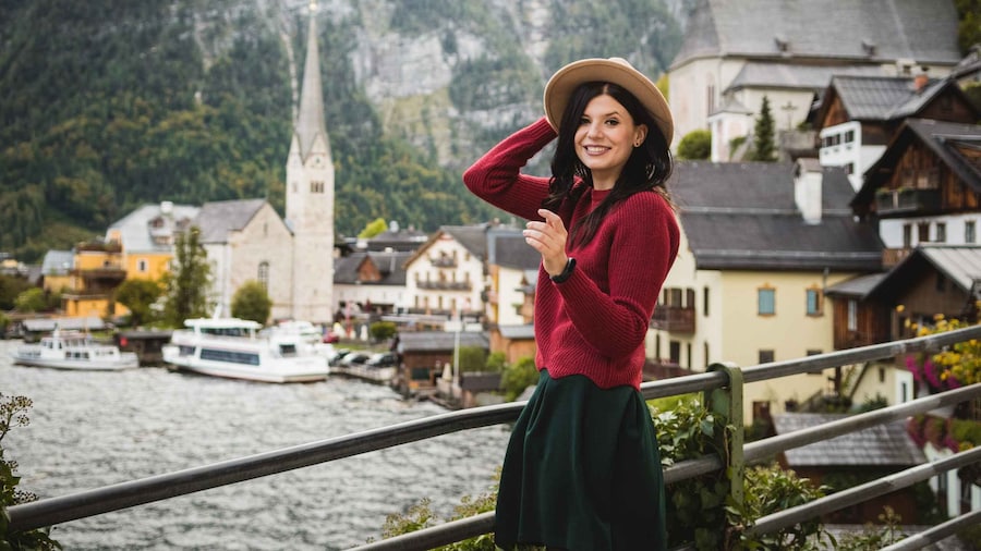 Hallstatt: 2-Hour Guided Walking Tour with Photographer
