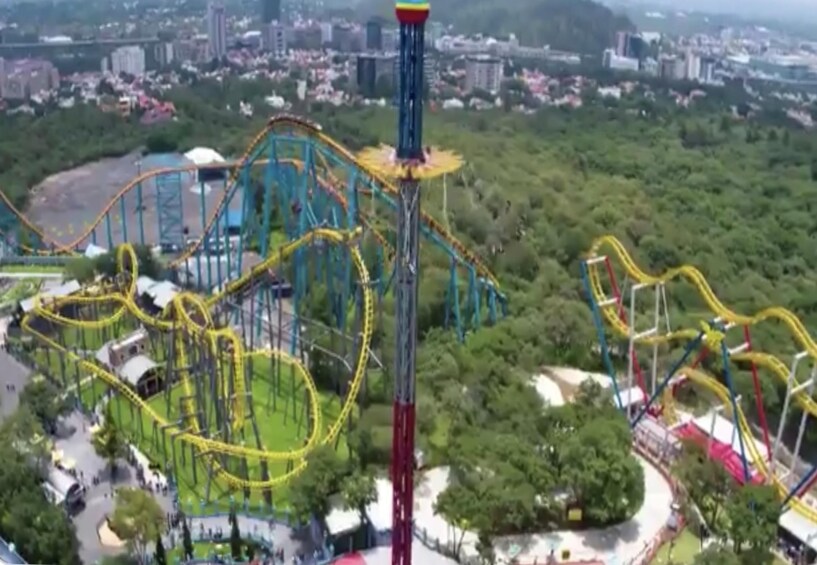 Visit Six Flags and Enjoy a Hop-on Hop-off Panoramic Tour of Mexico City