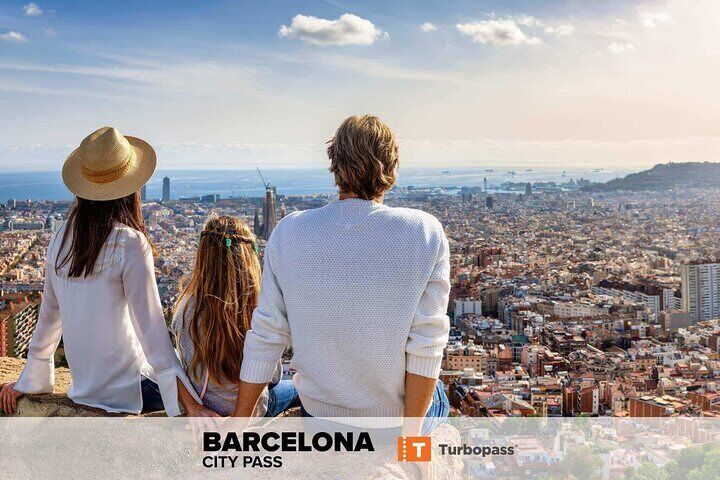 Barcelona City Card with 30+Attractions, Tours and Hop on Hop off