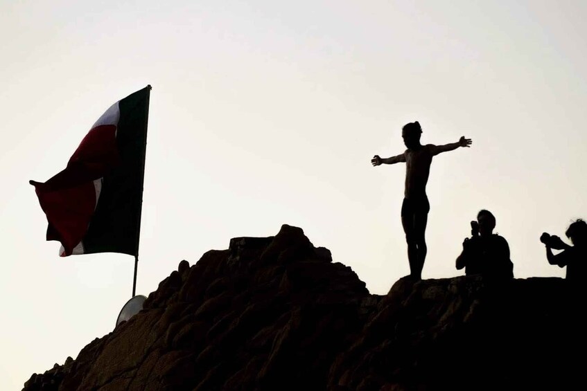 Picture 3 for Activity *Acapulco High Cliff Divers with 2 Drinks by Night