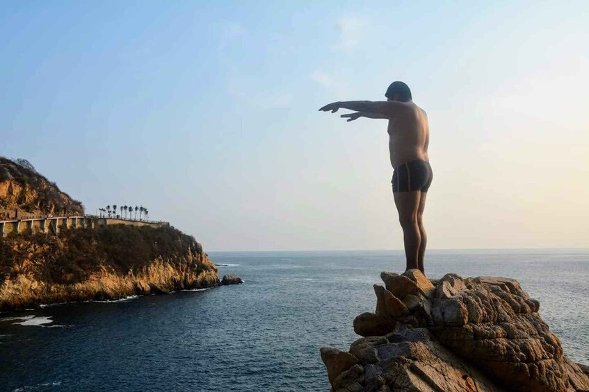 Picture 4 for Activity *Acapulco High Cliff Divers with 2 Drinks by Night