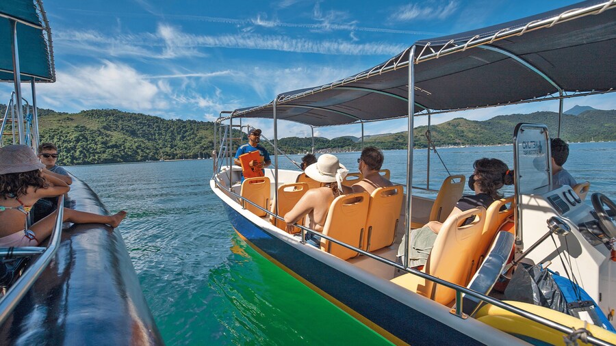 Paraty: Fast Boat Expedition to Saco do Mamangua
