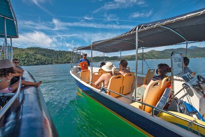 Paraty : Expédition en bateau rapide au Saco do Mamangua