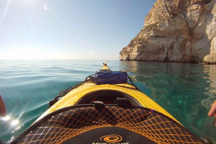 Cagliari: Exclusive small group Kayak tour at Devil"s Saddle