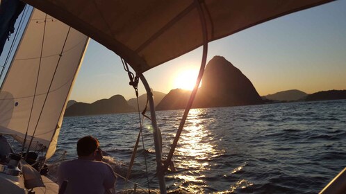 From Rio de Janeiro: Private Sailing Tour