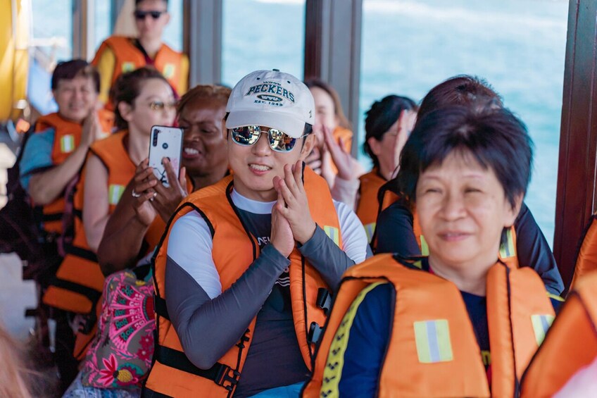 Vietnam : Snorkeling & Floating Party in Nha Trang